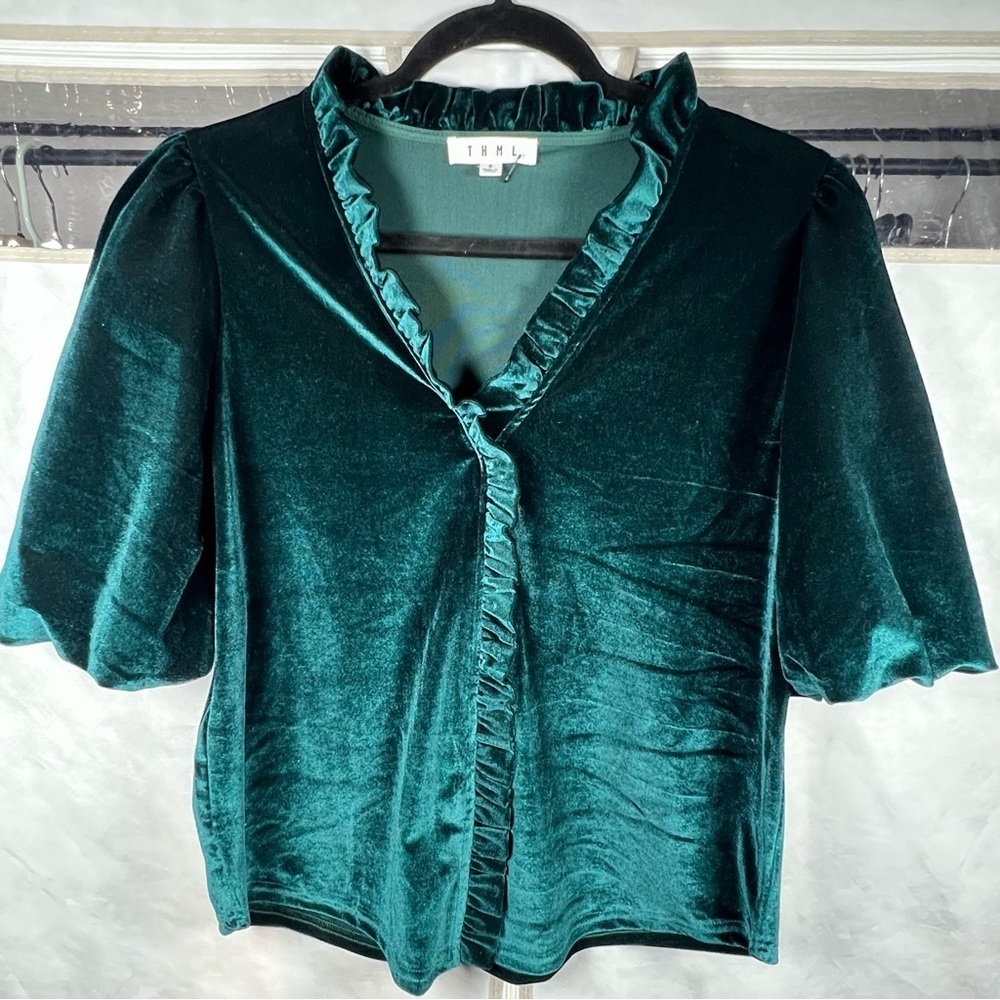 NWOT Anthropology THML Emerald Velvet Ruffle Blouse Size Small - Picture 2 of 7